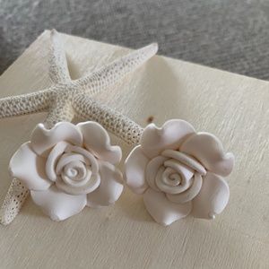 Hawaiian Flower Earring (X0227)